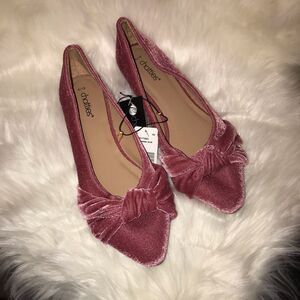 Chattie Ladies Pink Velvet Flats with Bow NWT